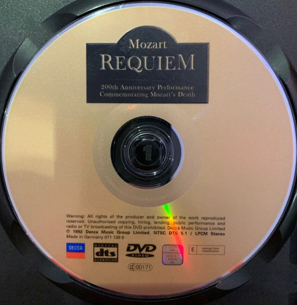 Wolfgang Amadeus Mozart : Requiem (200th Anniversary Performance Commemorating Mozart's Death) (DVD, NTSC)