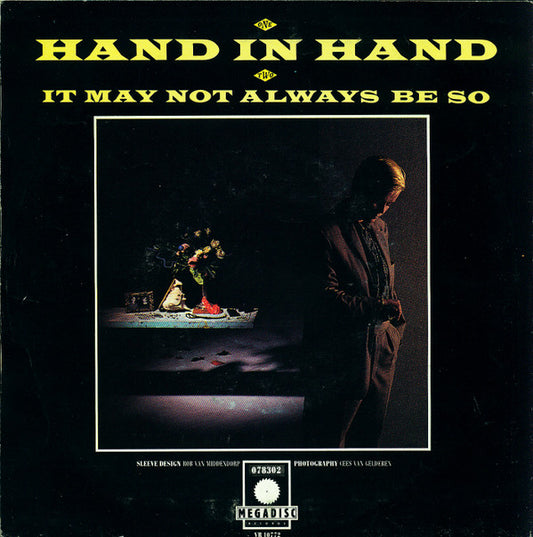 Mathilde Santing : Hand In Hand (7", Single)
