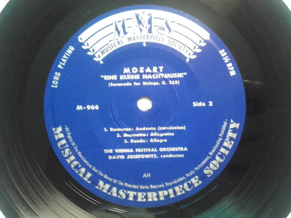 Wolfgang Amadeus Mozart / Wiener Festspielorchester / Leitung: David Josefowitz : Eine Kleine Nachtmusik (7", Mono)
