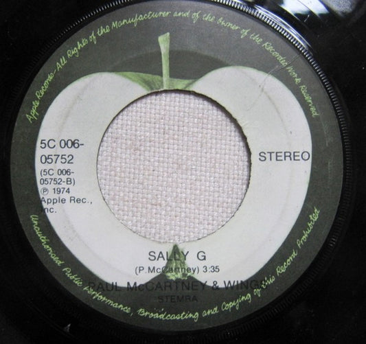 Wings (2) : Junior's Farm (7", Single)