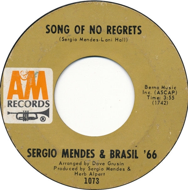 Sérgio Mendes & Brasil '66 : (Sittin' On) The Dock Of The Bay (7", Single, Styrene, Pit)