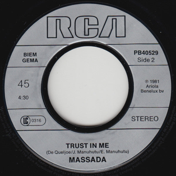 Massada (2) : Vahevala (7", Single)