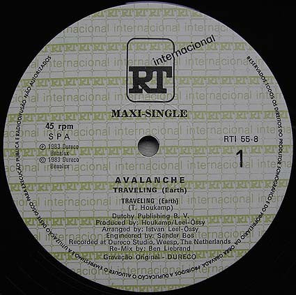 Avalanche (9) : Traveling (12", Maxi)