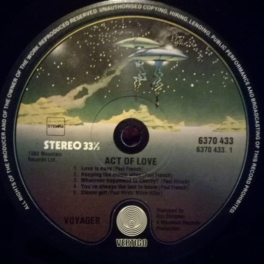 Voyager (15) : Act Of Love (LP, Album)