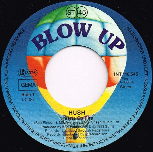 Hush (10) : Hearts On Fire (7", Single)