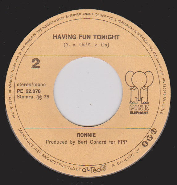 Ronnie (24) : Bei Mir Bist Du Schön (7", Single)