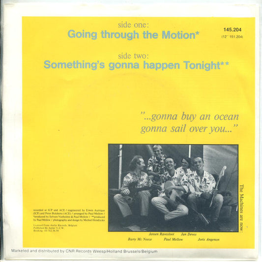The Machines : Going Through The Motion (7", Single)