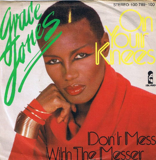 Grace Jones : On Your Knees (7", Single)