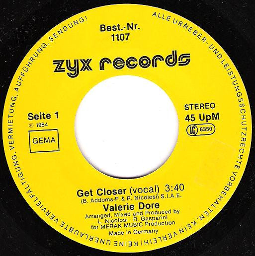 Valerie Dore : Get Closer (7", Single)