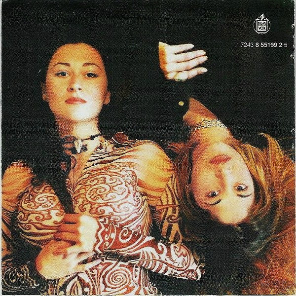 Ella Baila Sola : Ella Baila Sola (CD, Album)