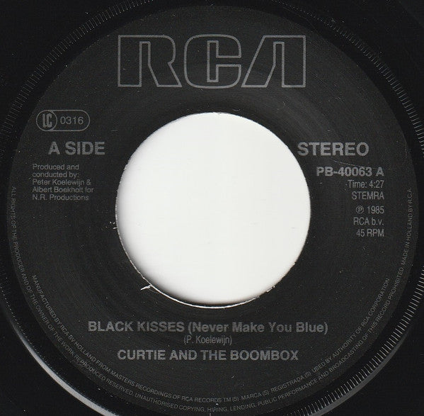 Curtie And The Boombox : Black Kisses (Never Make You Blue) (7", Single)