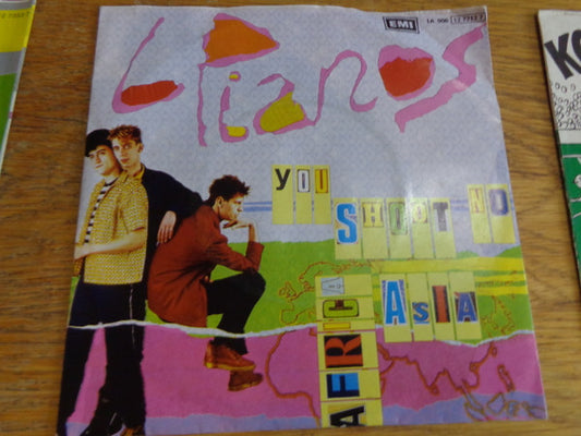 6 Piano's : You Shoot No / Africa Asia (7", Single)