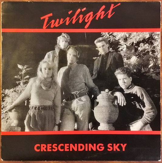 Twilight (41) : Crescending Sky (7", Single)