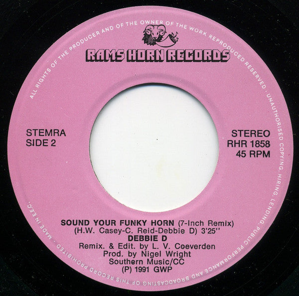 Debbie D : Sound Your Funky Horn (7", Single)
