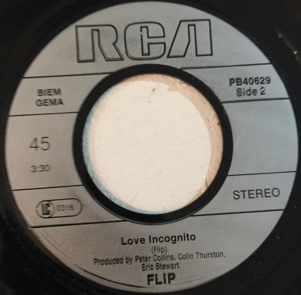 Flip (17) : That's What They Say About Love (7", Single)