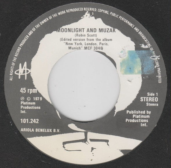 M (2) : Moonlight And Muzak (7", Single)