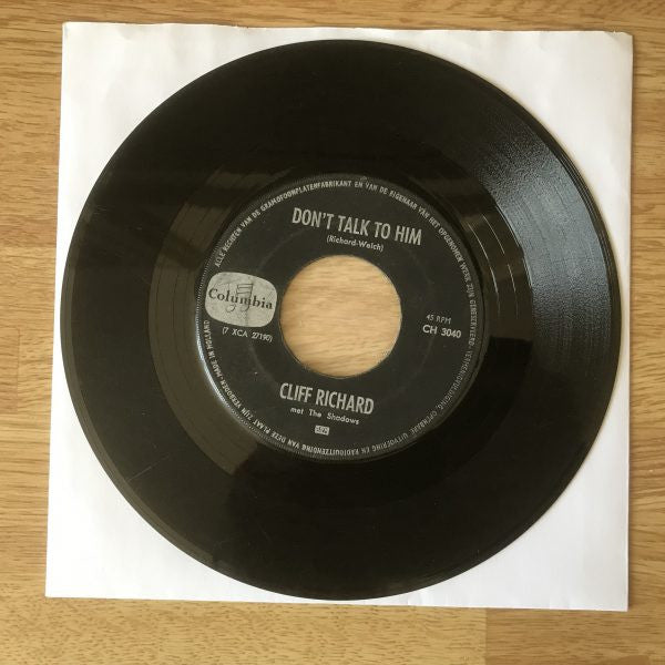 Cliff Richard & The Shadows : Don't Talk To Him (7", Single)