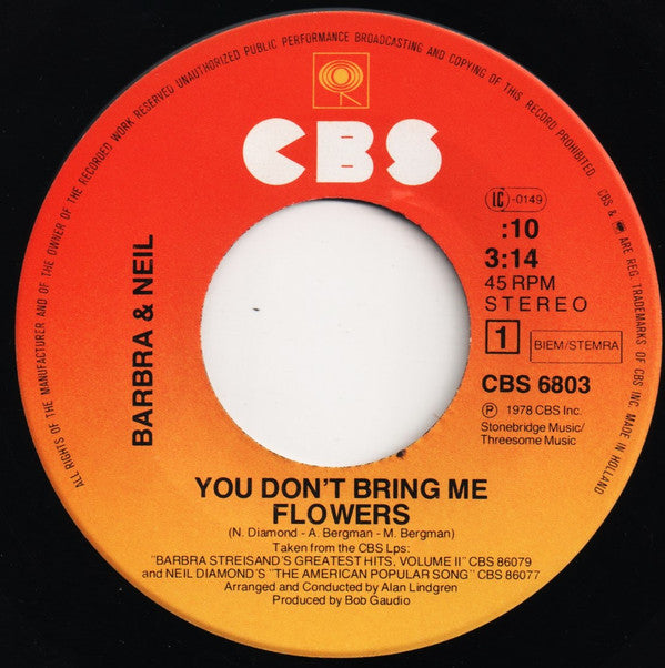 Barbra Streisand & Neil Diamond : You Don't Bring Me Flowers (7", Single)