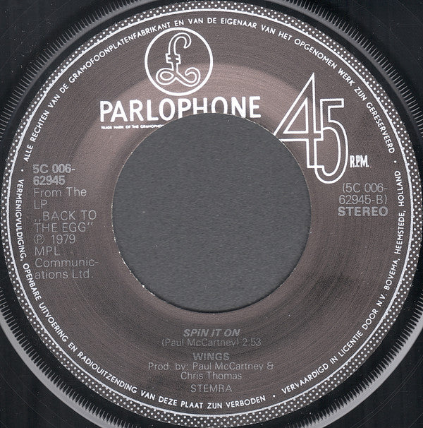 Wings (2) : Getting Closer (7", Single)