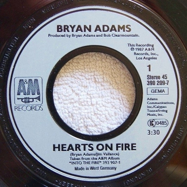 Bryan Adams : Hearts On Fire (7", Single)