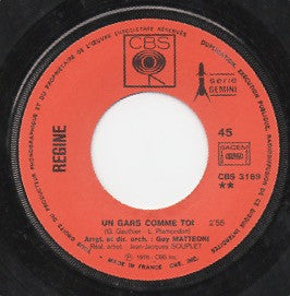 Régine : La Guimauve / Un Gars Comme Toi (7", Single)