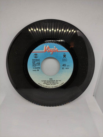Noel (2) : Dancing Is Dangerous (7", Single)