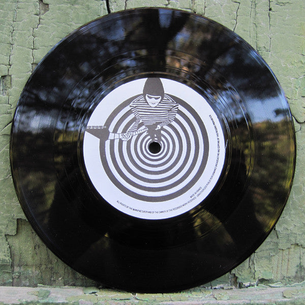 Overflow (11) : Naked / Beautiful Fire (7", Single)