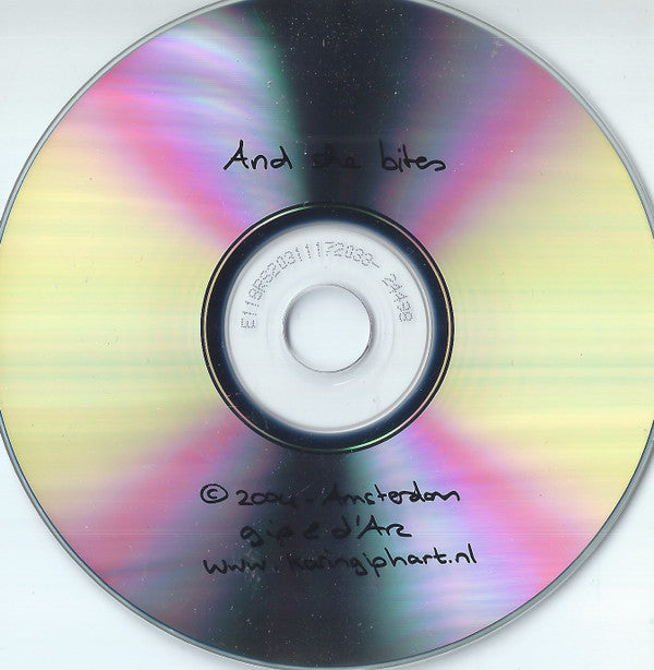 Karin Giphart : And She Bites (CDr, Album)