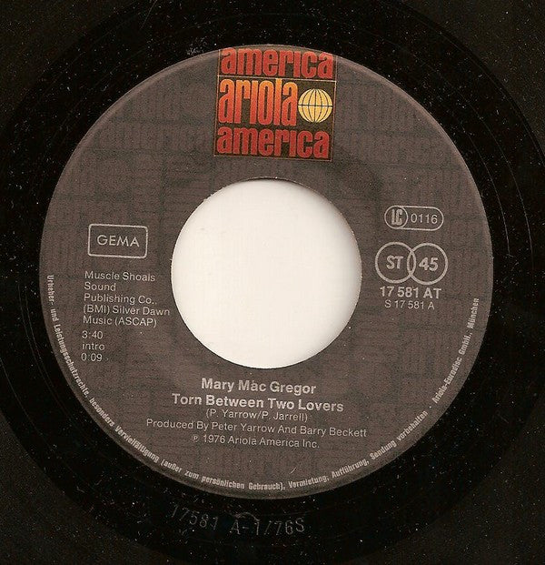 Mary MacGregor : Torn Between Two Lovers (7", Single)