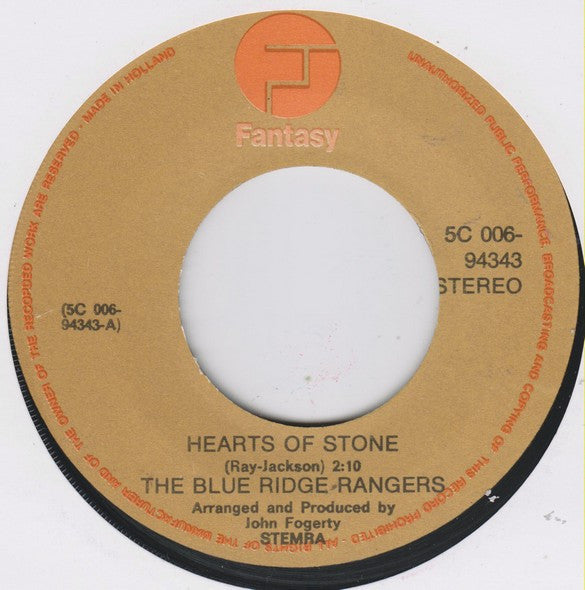 Blue Ridge Rangers Featuring John Fogerty : Hearts Of Stone / Somewhere Listening (7", Single)