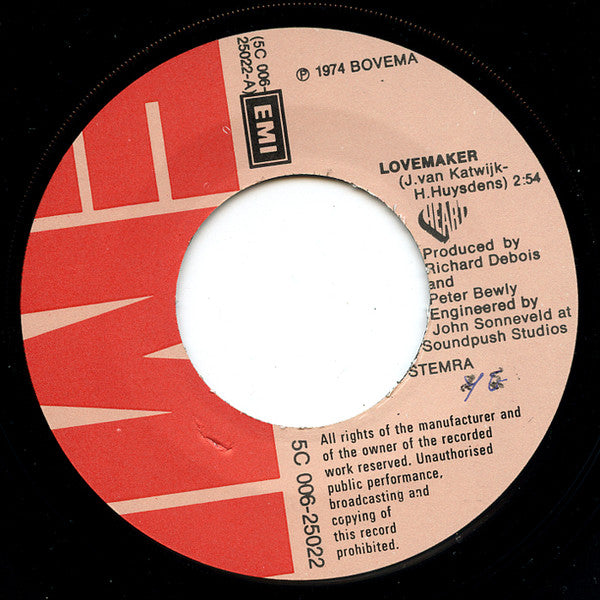 Heart (3) : Lovemaker (7", Single)