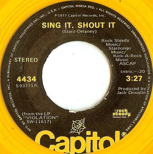 Starz (2) : Sing It, Shout It (7", Single, Yel)