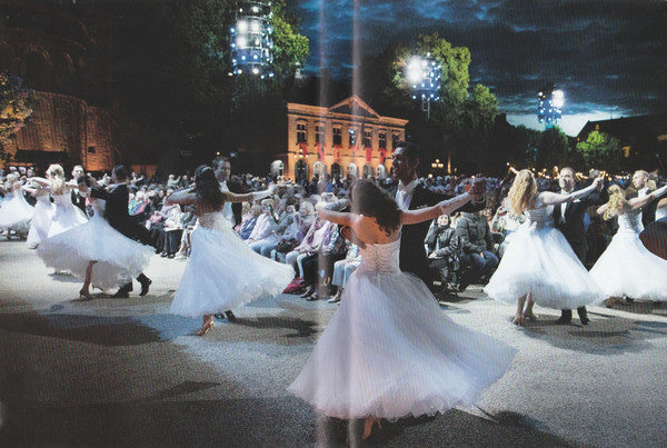 André Rieu And His Johann Strauß Orchestra : Falling In Love In Maastricht (DVD-V, NTSC)