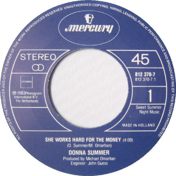 Donna Summer : She Works Hard For The Money (7", Single)
