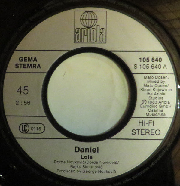 Daniel (8) : Lola  (7", Single)