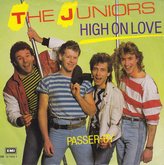 The Juniors (8) : High On Love (7", Single)