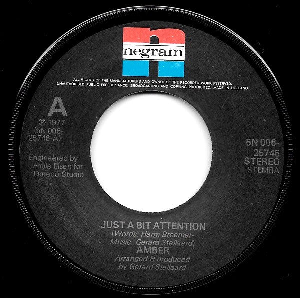 Amber (13) : Just A Bit Attention (7")