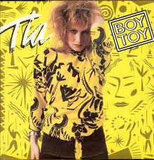 Tia : Boy Toy (7")