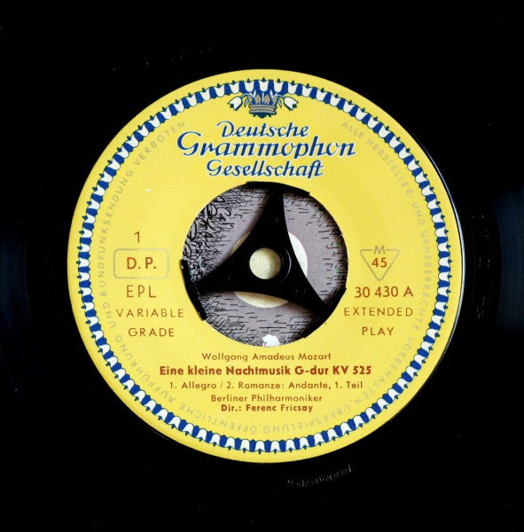 Wolfgang Amadeus Mozart, Berliner Philharmoniker, Ferenc Fricsay : Eine Kleine Nachtmusik G-Dur KV 525 (7", EP, Mono, 106)