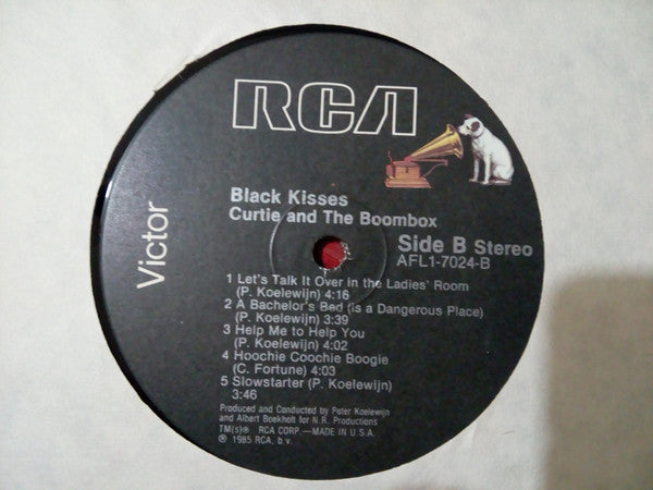 Curtie And The Boombox : Black Kisses (LP)