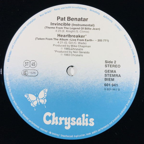 Pat Benatar : Invincible (Theme From The Legend Of Billie Jean) (Extended Remix) (12", Maxi)