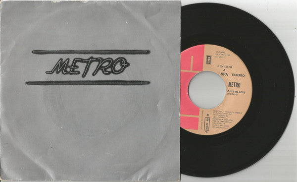 Metro (6) : Girls In Love / I Don't Wanna Dance (7", Single)