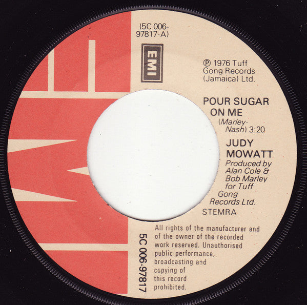 Judy Mowatt : Pour Sugar On Me (7", Single)