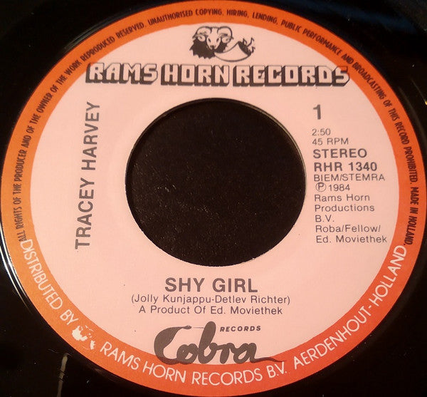 Tracey Harvey : Shy Girl (7", Single)