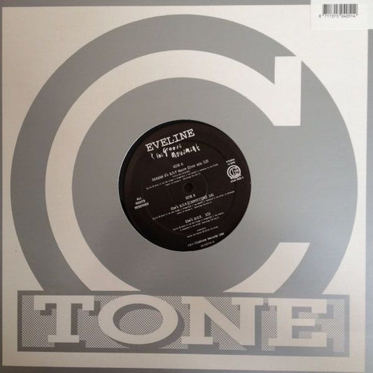 Eveline And The Groove Movement : She's Hot (12")