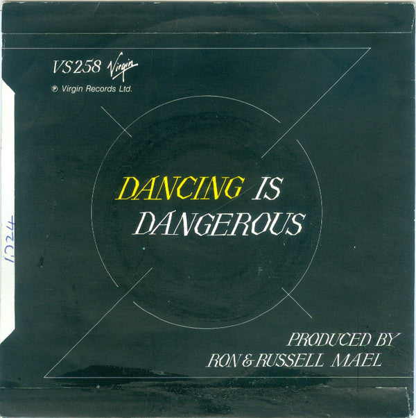 Noel (2) : Dancing Is Dangerous (7")