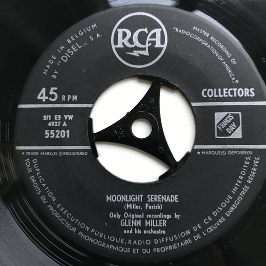 Glenn Miller And His Orchestra : Moonlight Serenade (7", Single)