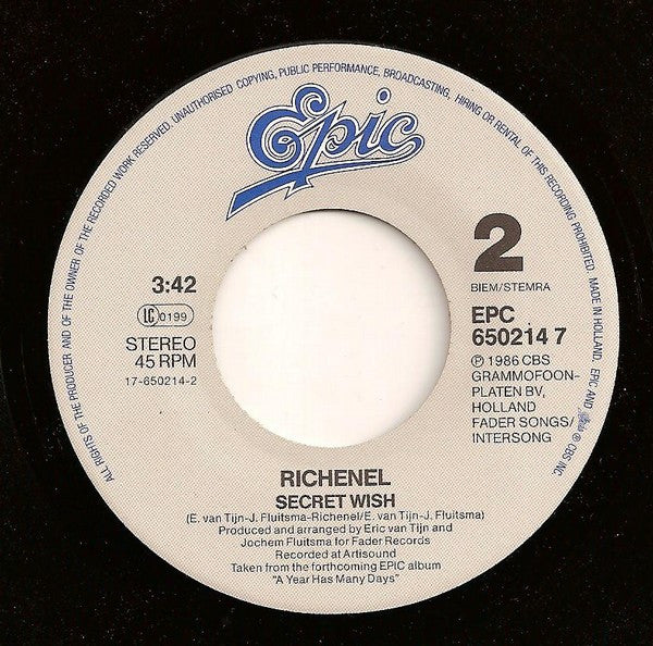 Richenel : Dance Around The World (7", Single)