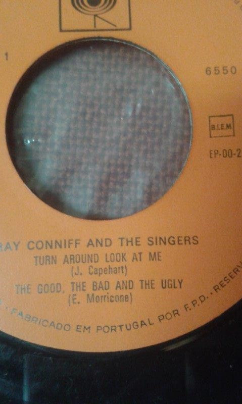 Ray Conniff And The Singers : Turn Around And Look At Me (7", EP)