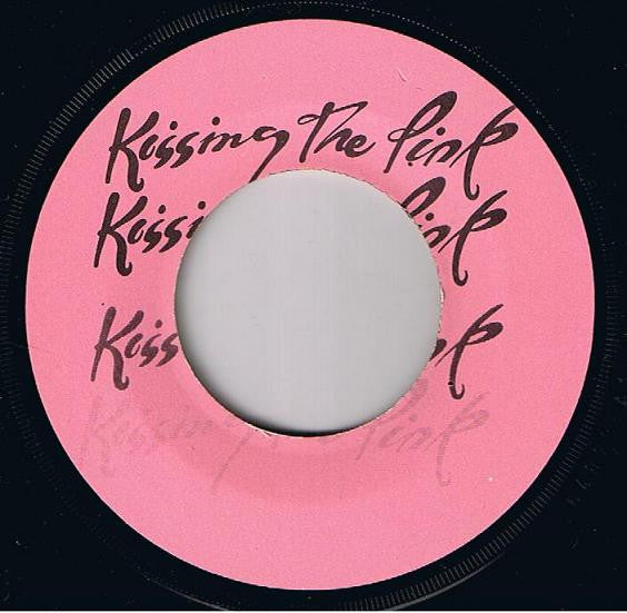 Kissing The Pink : Mr Blunt (7", Single)